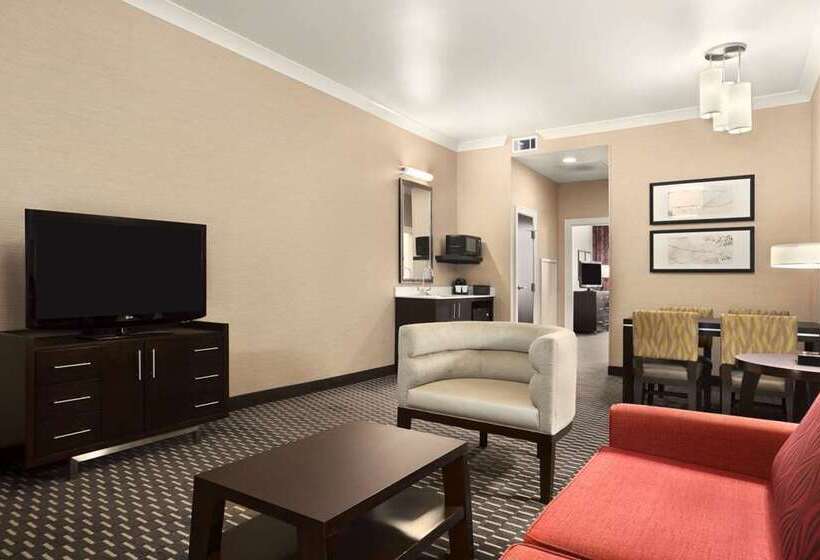اتاق پرمیوم, Embassy Suites By Hilton Huntsville