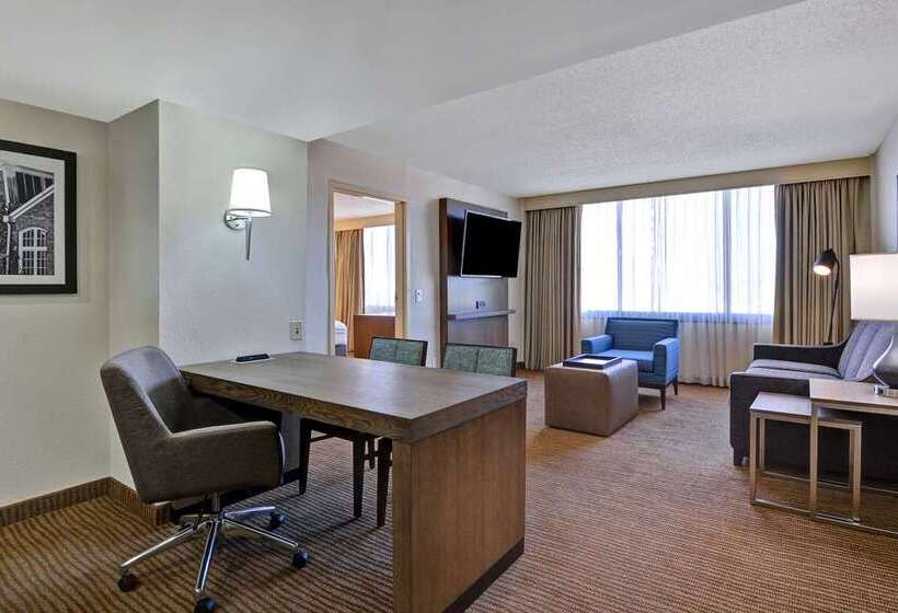 اتاق پرمیوم, Embassy Suites By Hilton Huntsville