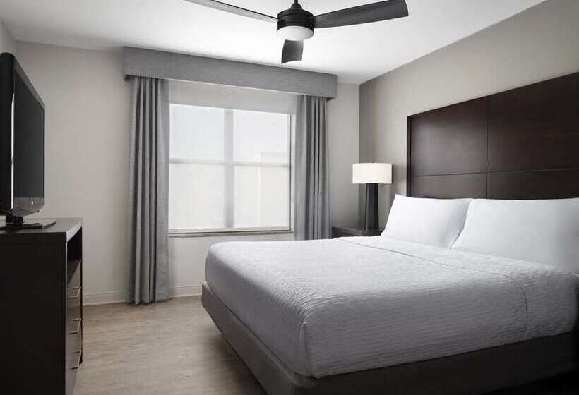 اتاق استاندارد با تخت بزرگ, Embassy Suites By Hilton St. Louis St. Charles