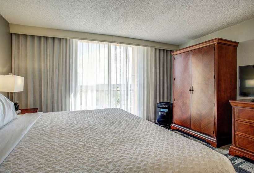 سوئیت با تخت بزرگ, Embassy Suites By Hilton St. Louis St. Charles