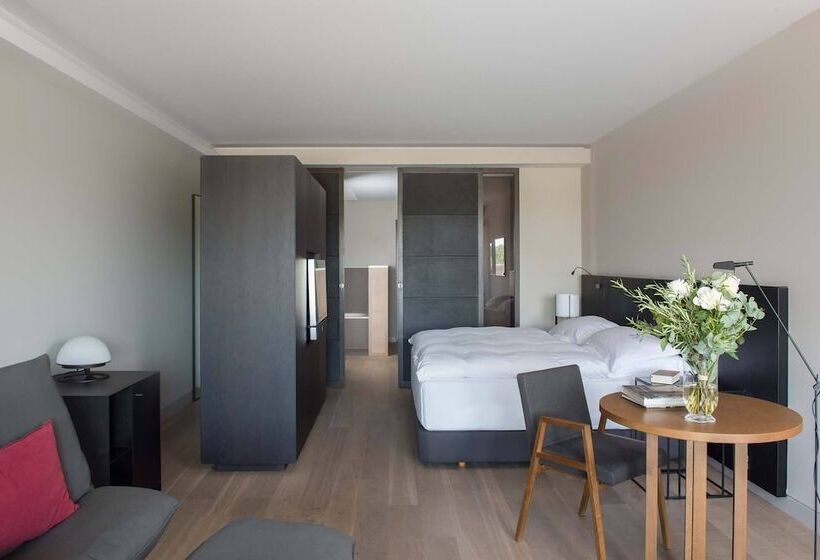 Suite Ejecutiva, Eurostars Pamplona