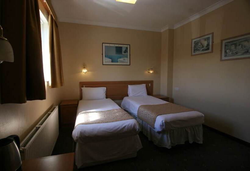 Standard Room, Grange Moor