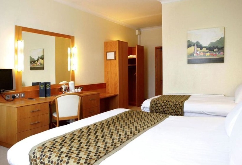 اتاق خانوادگی, Great National Hotel Ballina