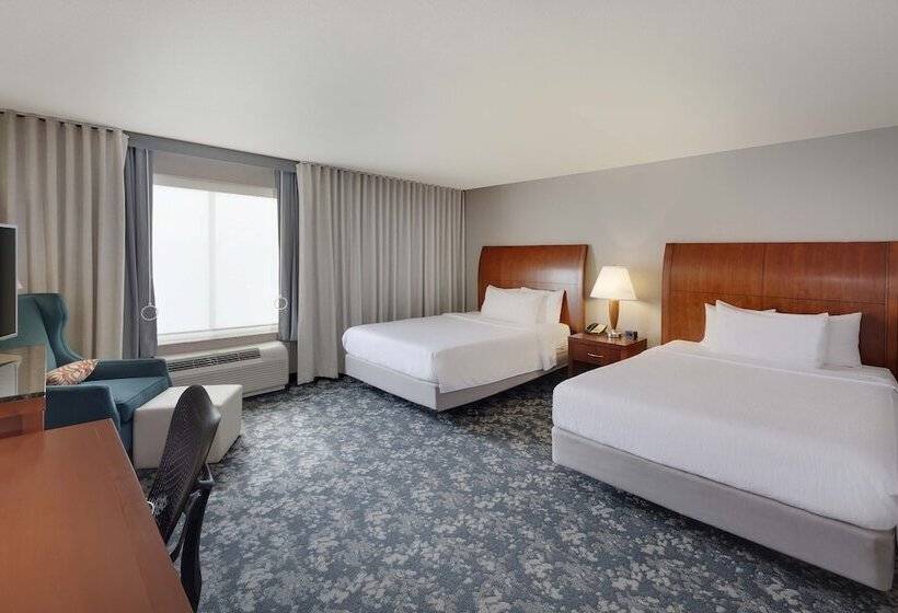 Suite Adapted for people with reduced mobility, Hilton Garden Inn Austin North