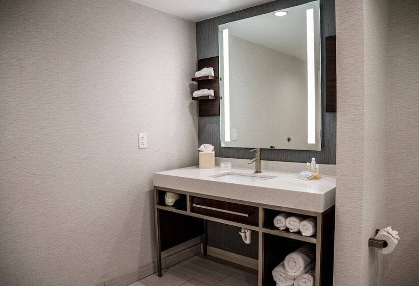 سوییت, Hilton Garden Inn Fayetteville Fort Liberty