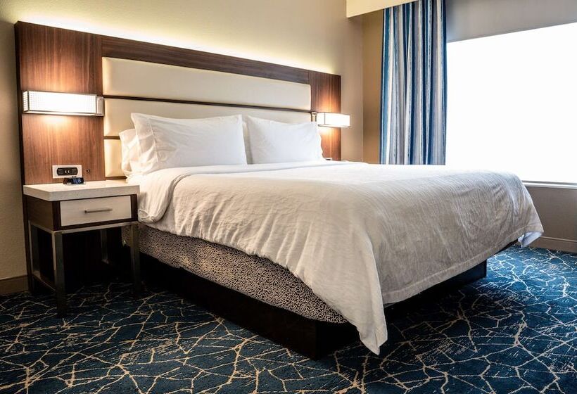 سوییت, Hilton Garden Inn Fayetteville Fort Liberty