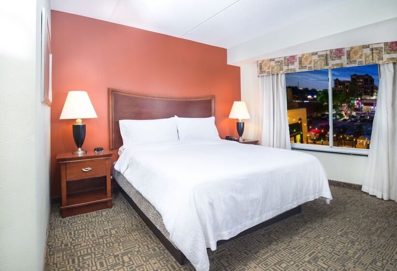 سوییت, Hilton Garden Inn Fayetteville Fort Liberty