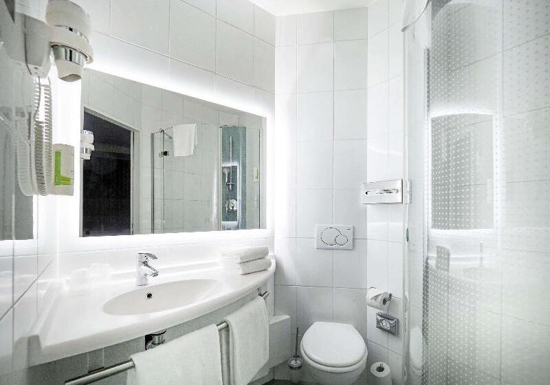 חדר סטנדרט, Ibis Locarno