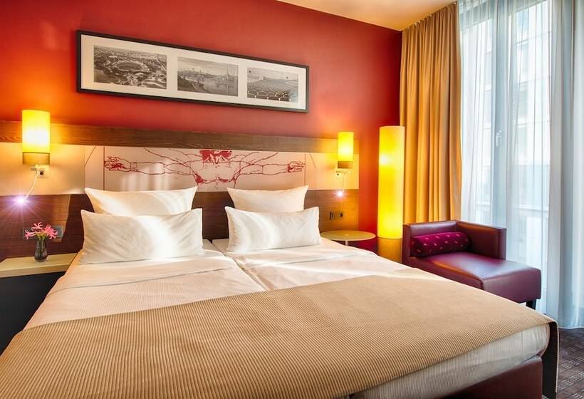 اتاق راحتی سه تخته, Leonardo Royal Hotel Munich