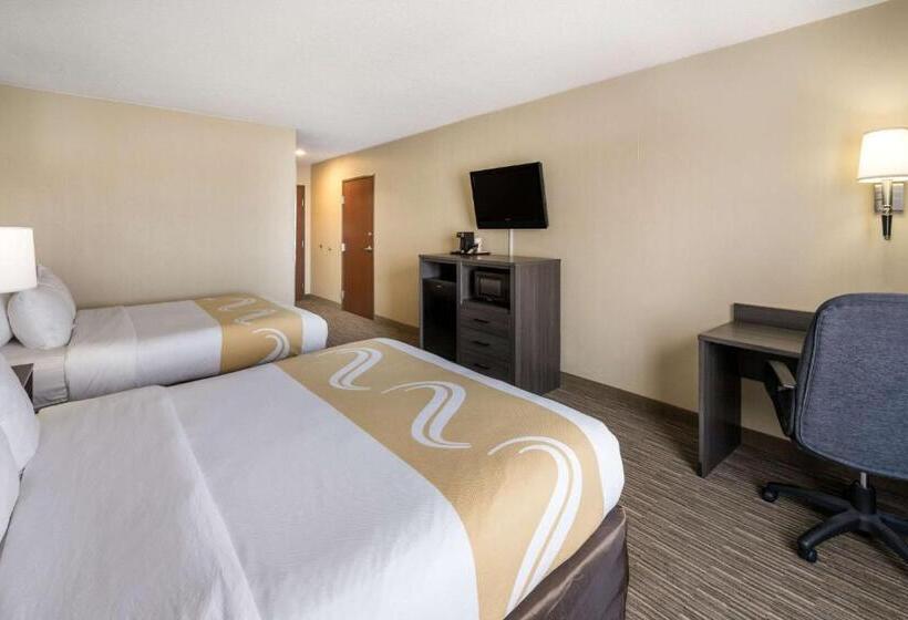 Standard Room Adapted for people with reduced mobility, Quality Inn And Suites Fishkill South Near I84