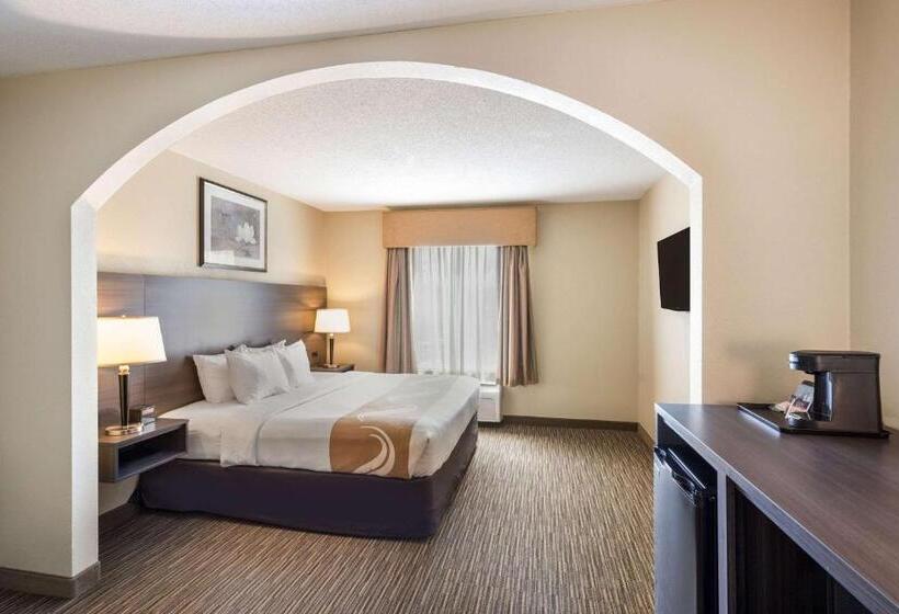 Suite Kingsize Bett, Quality Inn And Suites Fishkill South Near I84