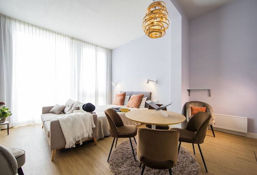 سوییت جونیور, Stadsvilla Hotel Mozaic Den Haag