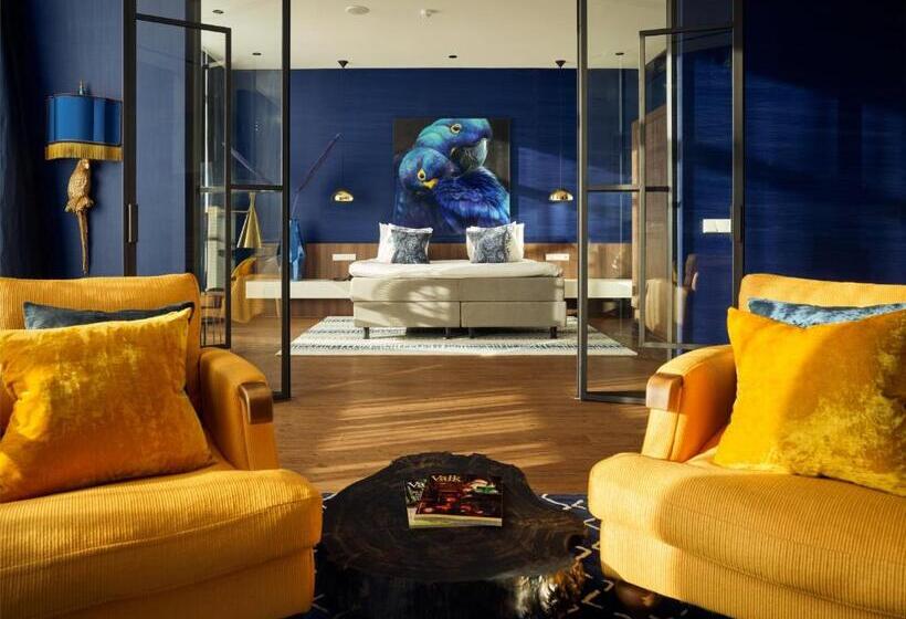 سوییت جونیور, Van Der Valk Hotel Den Haag