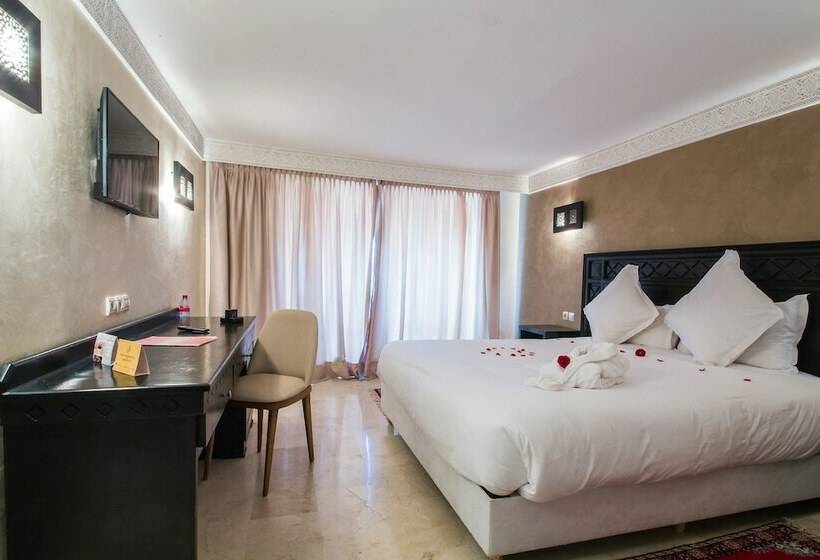 اتاق استاندارد با چشم‌انداز استخر, Zalagh Kasbah Hotel & Spa