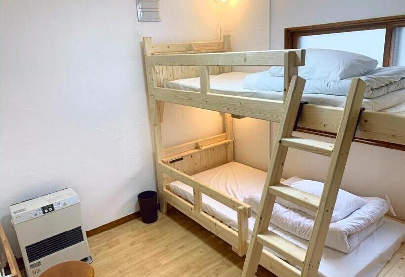 اتاق اکونومی, Kawayu Onsen Guesthouse Nomy