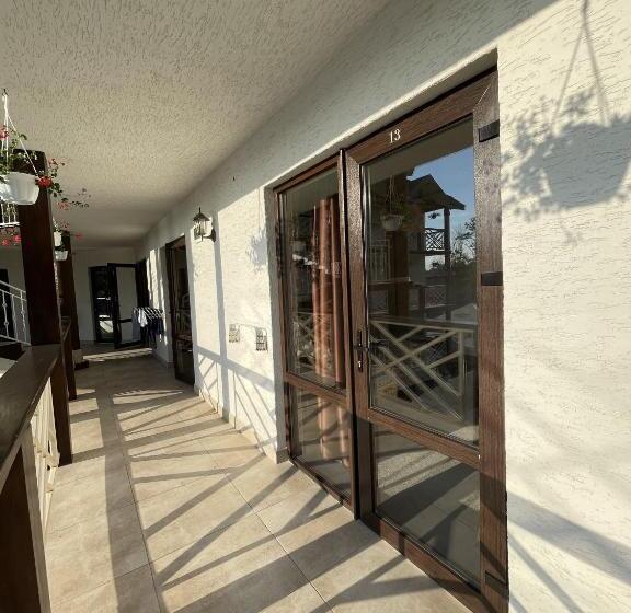 اتاق استاندارد چهار تخته, Villa Marina