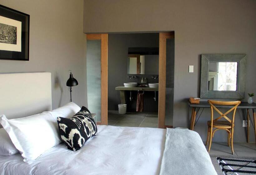 استودیوی استاندارد, White Light The Rooms   Adults Only