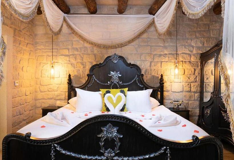 Suite with Terrace, Elysion Cave Suites