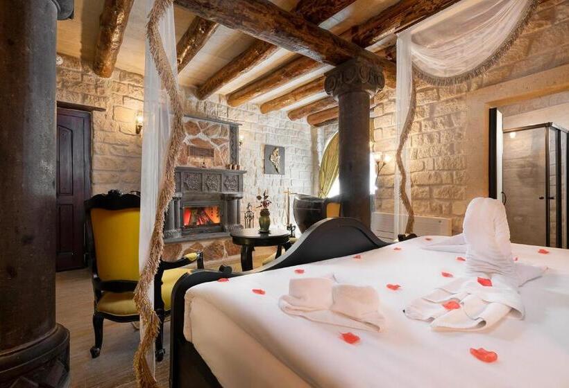 Suite with Terrace, Elysion Cave Suites