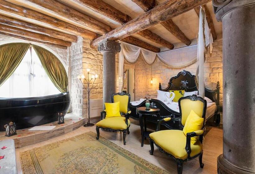 Suite with Terrace, Elysion Cave Suites