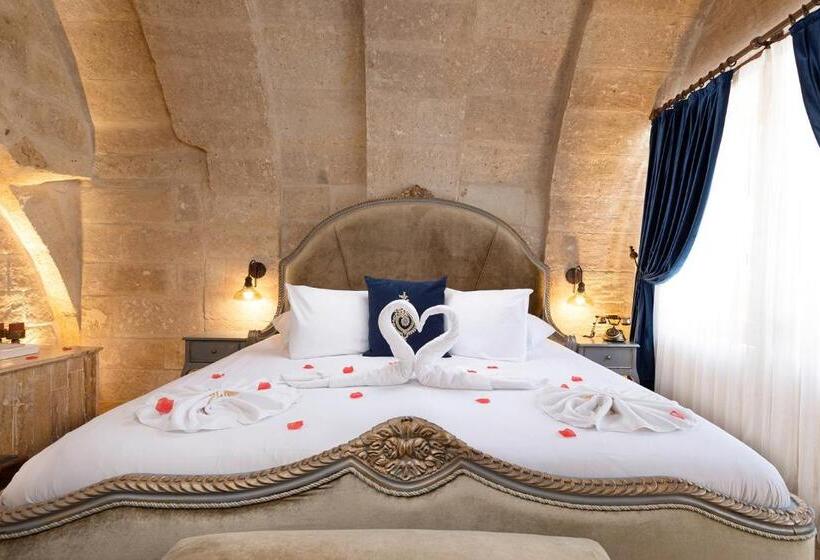 سوییت لوکس, Elysion Cave Suites