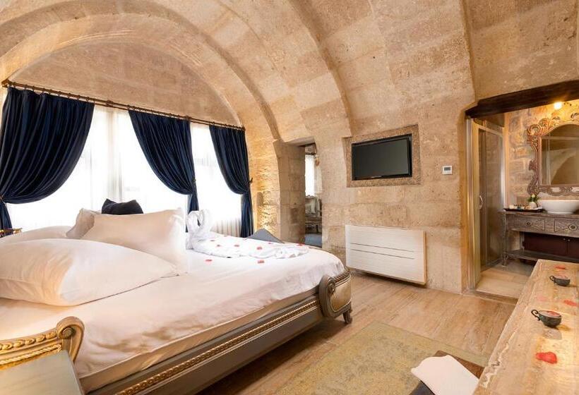 سوییت لوکس, Elysion Cave Suites