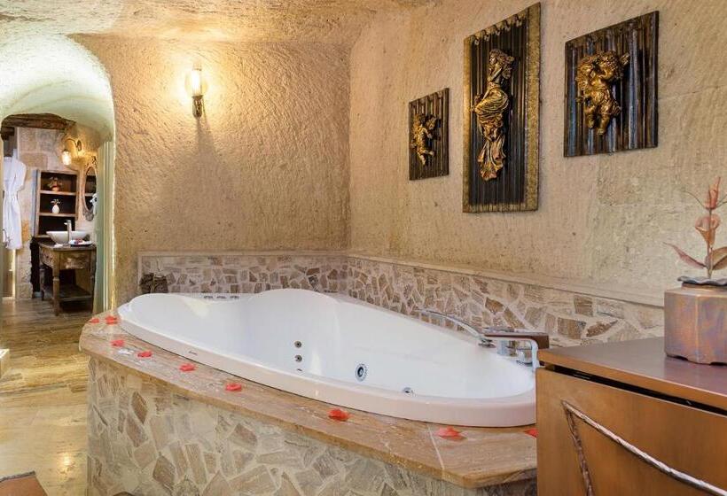 اتاق لوکس با تخت بزرگ, Elysion Cave Suites