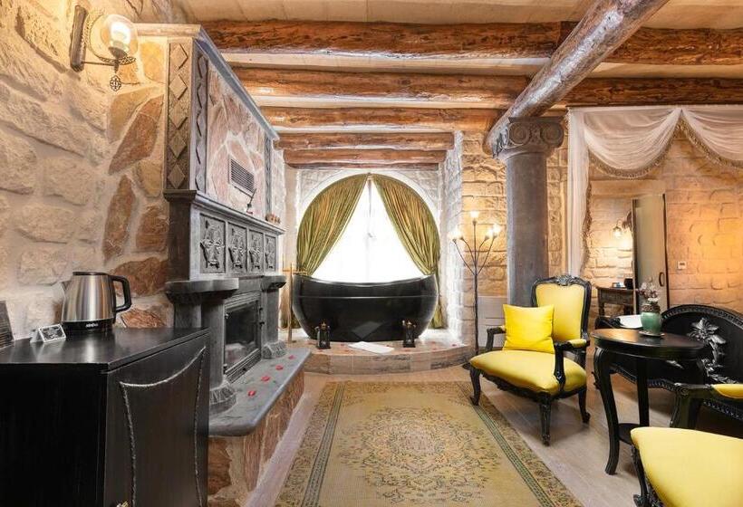 Suite with Terrace, Elysion Cave Suites