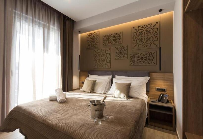اتاق استاندارد با بالکن, Giafra Luxury Rooms