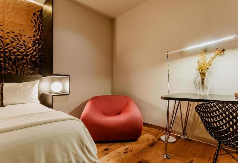 اتاق استاندارد, Tá Hotel De Diseño