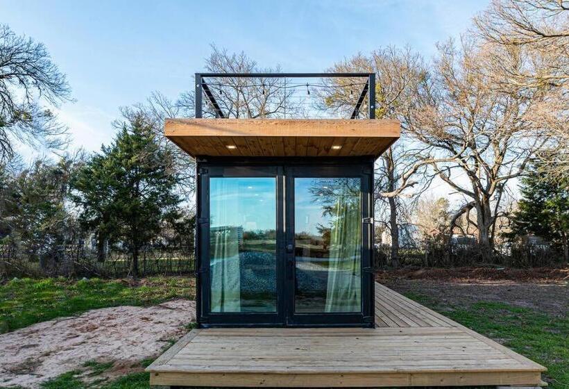 آپارتمان 1 خوابه, The Stable Tiny Container Home 12 Min To Magnolia