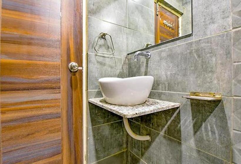 اتاق لوکس, Fabhotel Raj Palace I