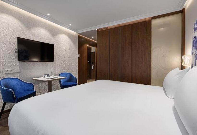 اتاق لوکس, Eurostars Universal Lisboa