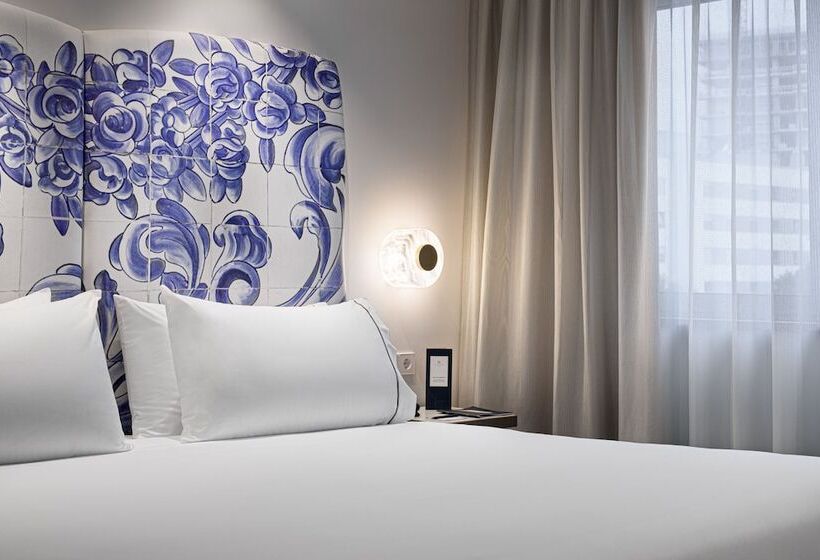 اتاق لوکس, Eurostars Universal Lisboa