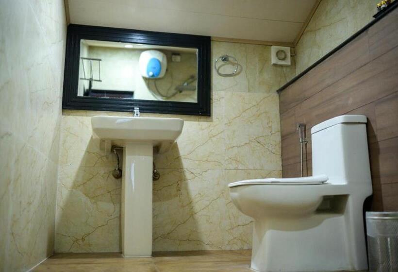 اتاق خانواده اجرایی, Istana Resort & Spa