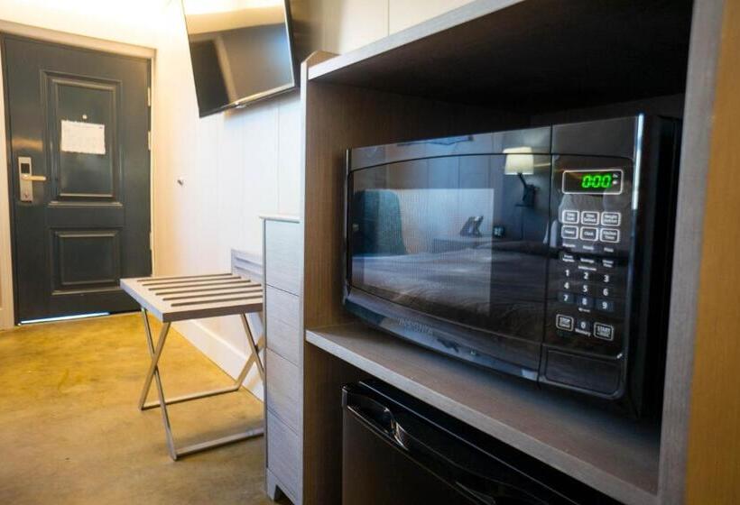 اتاق استاندارد یک نفره, Stay Express Inn Chattanooga