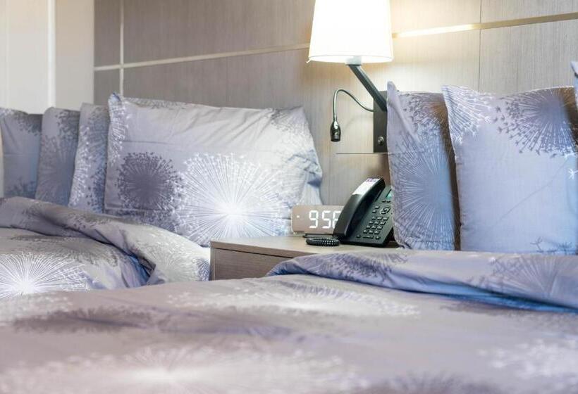 اتاق استاندارد, Stay Express Inn Chattanooga