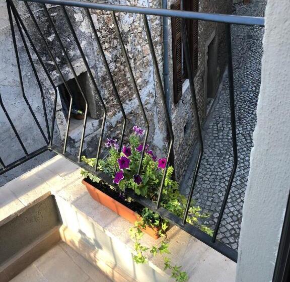 اتاق لوکس با بالکن, B&b Le Principesse