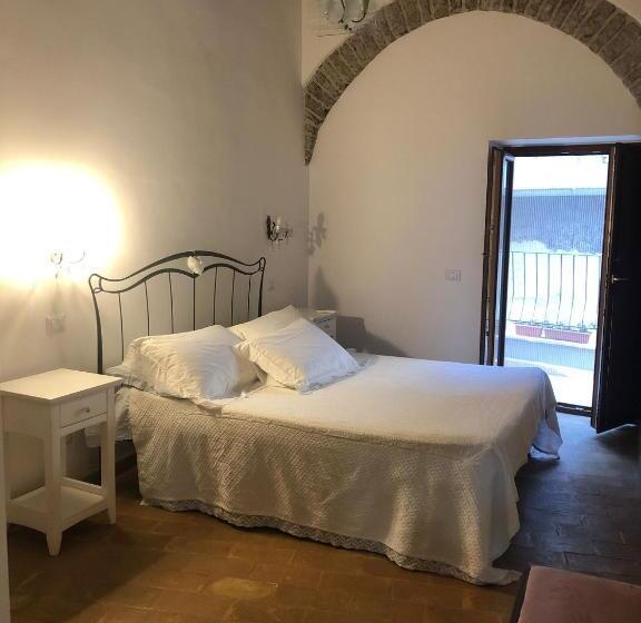اتاق لوکس با بالکن, B&b Le Principesse
