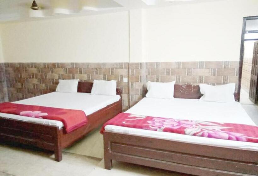 اتاق لوکس چهار تخته, Goroomgo Prateek Residency Digha