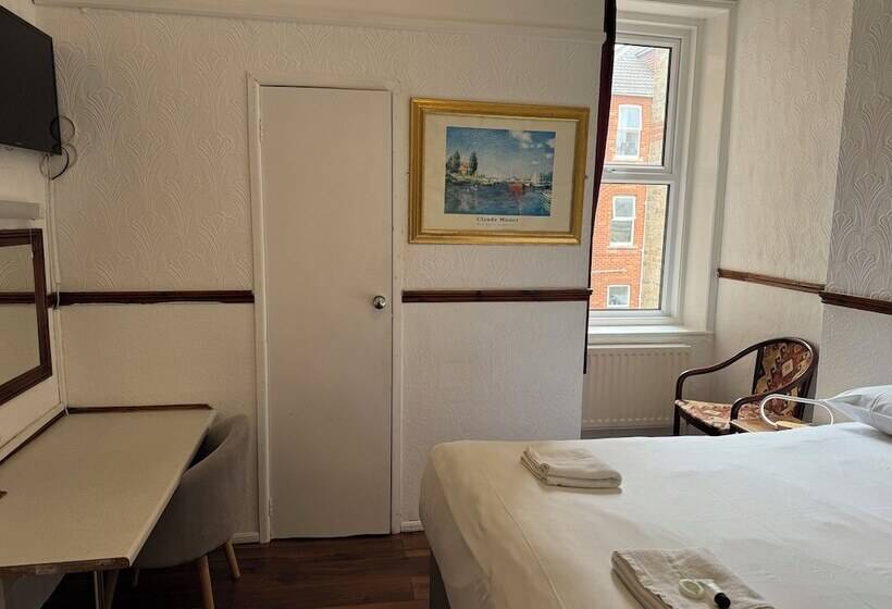 اتاق استاندارد, The Lodge Bournemouth
