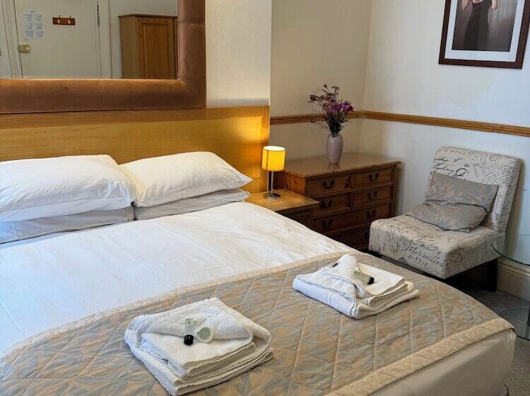 اتاق استاندارد, The Lodge Bournemouth