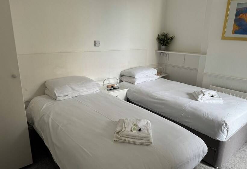 اتاق استاندارد, The Lodge Bournemouth
