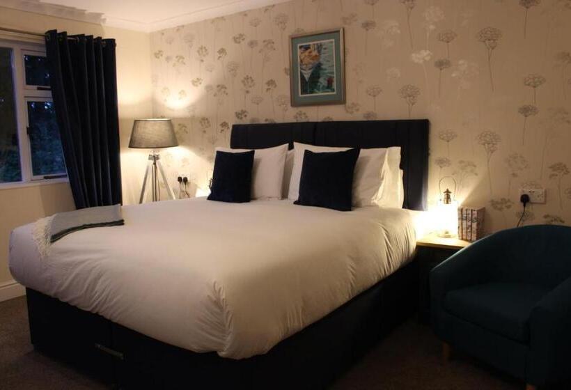 اتاق سوپریور با تخت بزرگ, Woodlands Country House & Cottage
