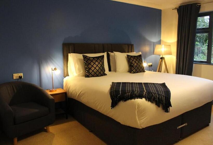 اتاق سوپریور با تخت بزرگ, Woodlands Country House & Cottage