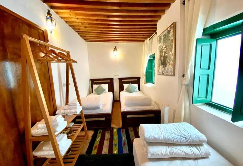 اتاق استاندارد سه نفره, Riad & Café Culturel Bab El Fan