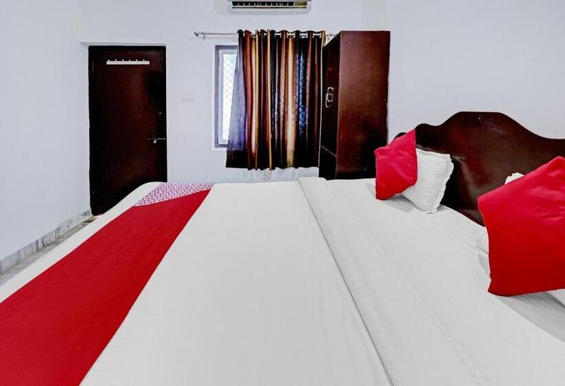 三人经典房间, Flagship Dinesh Home Stay