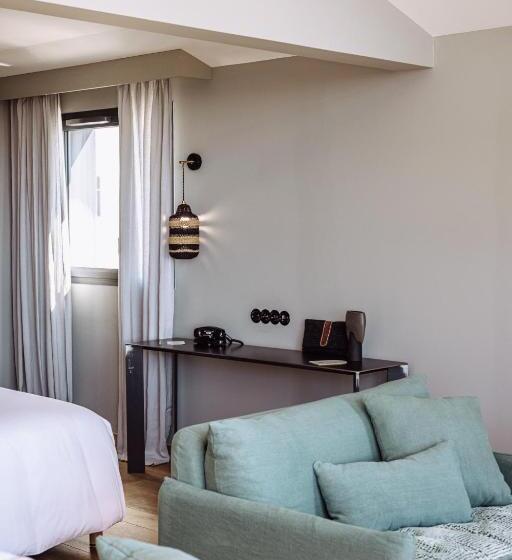 سوئیت کلاب, Le Garage Biarritz