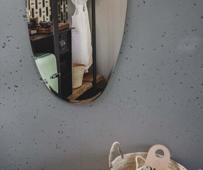 اتاق استاندارد, Le Garage Biarritz