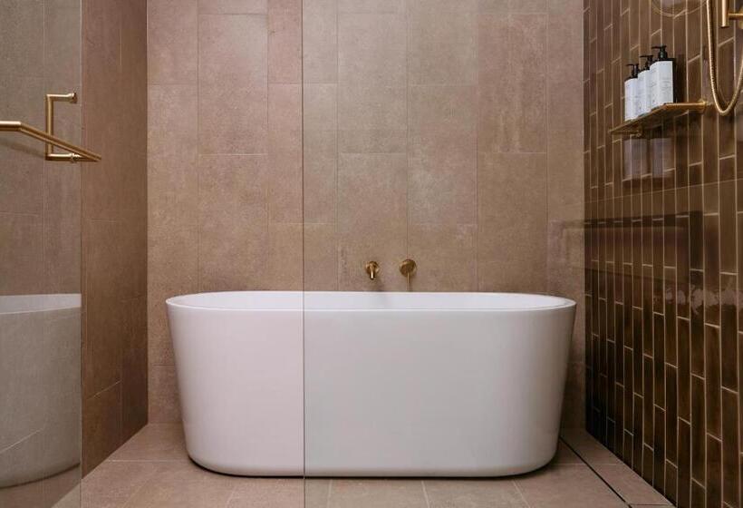 سوئیت با تخت بزرگ, Mercure Melbourne Doncaster